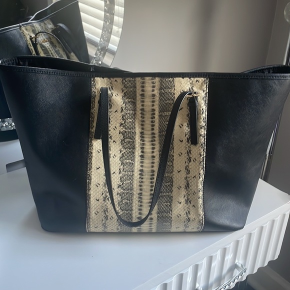 Michael Kors Snake-print Tote - Picture 2 of 6